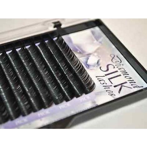Load image into Gallery viewer, B Curl 0.07mm Diamond Silk Lash Tray - Lash and Brow Supplies
